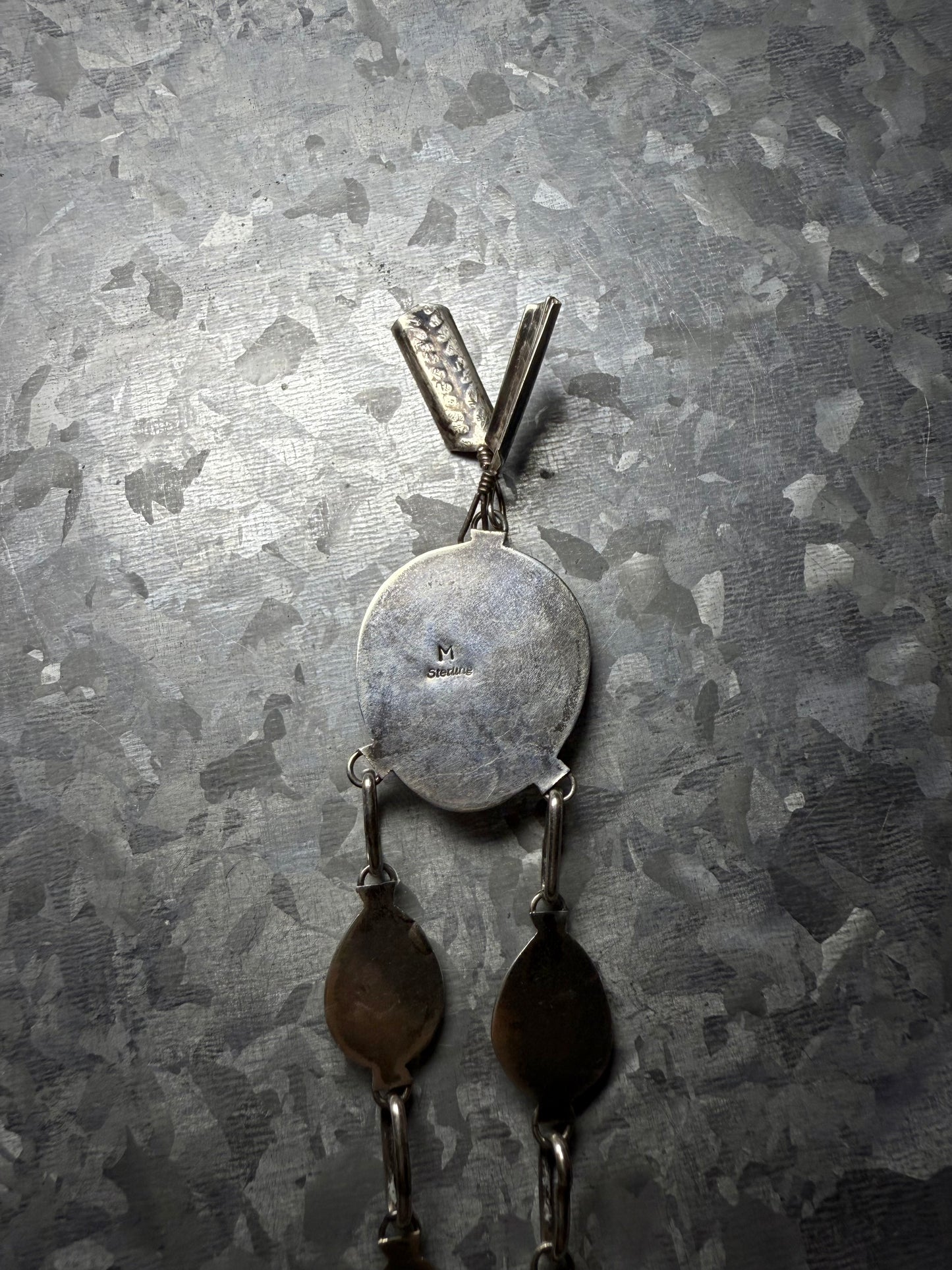 Bar Claw Lariat