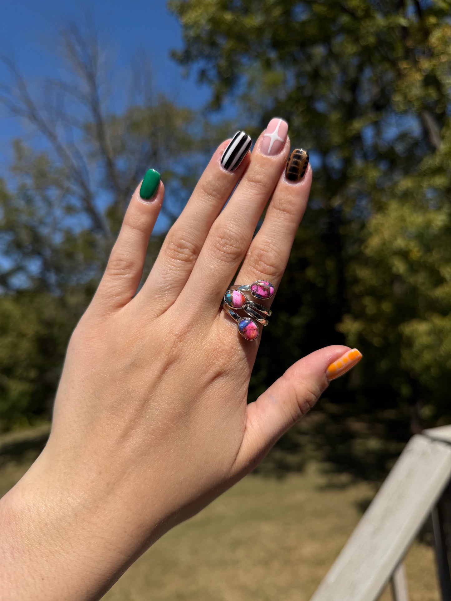 Pink Dahlia, Adjustable
