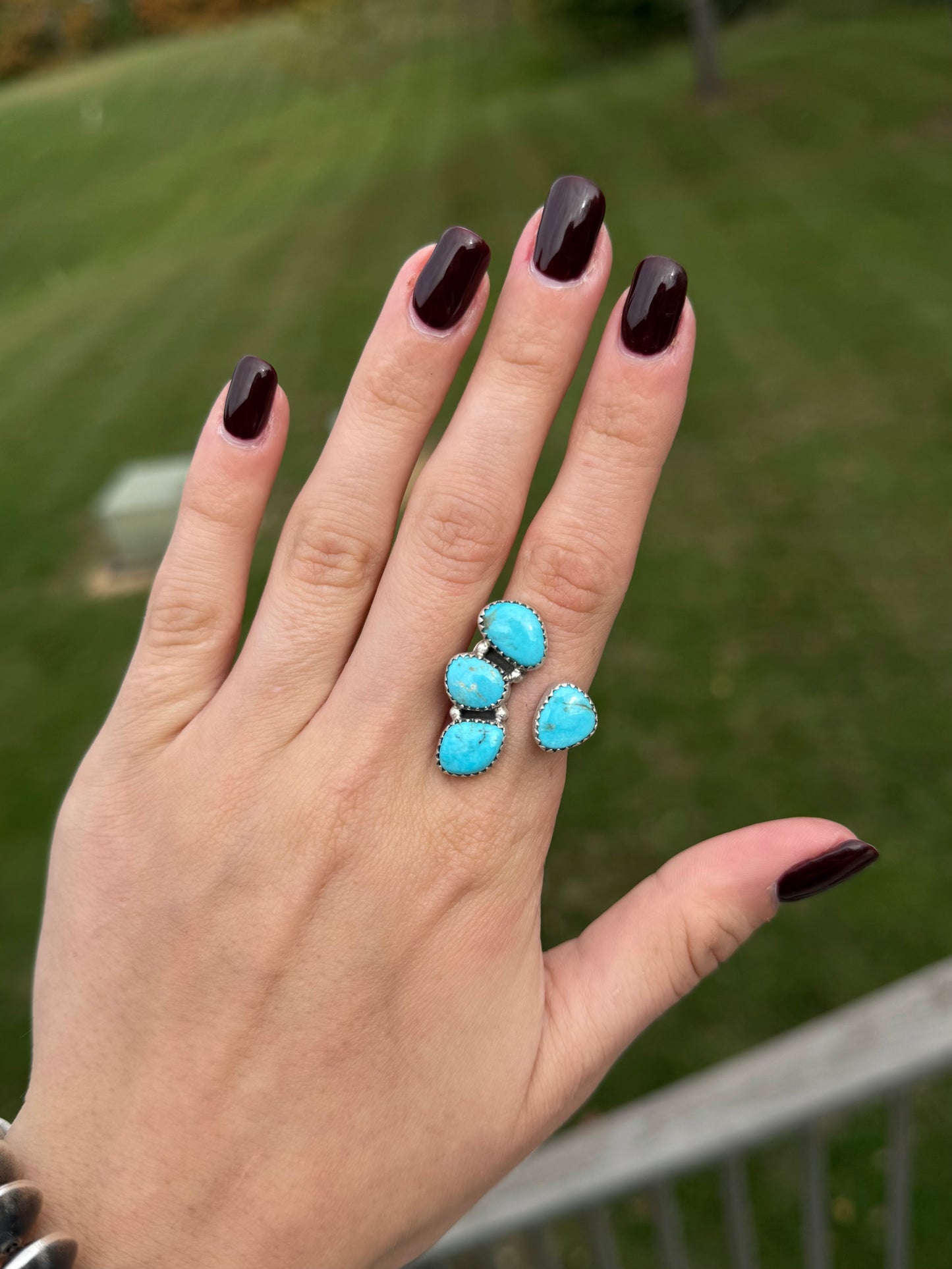 Blue Ridge, Adjustable