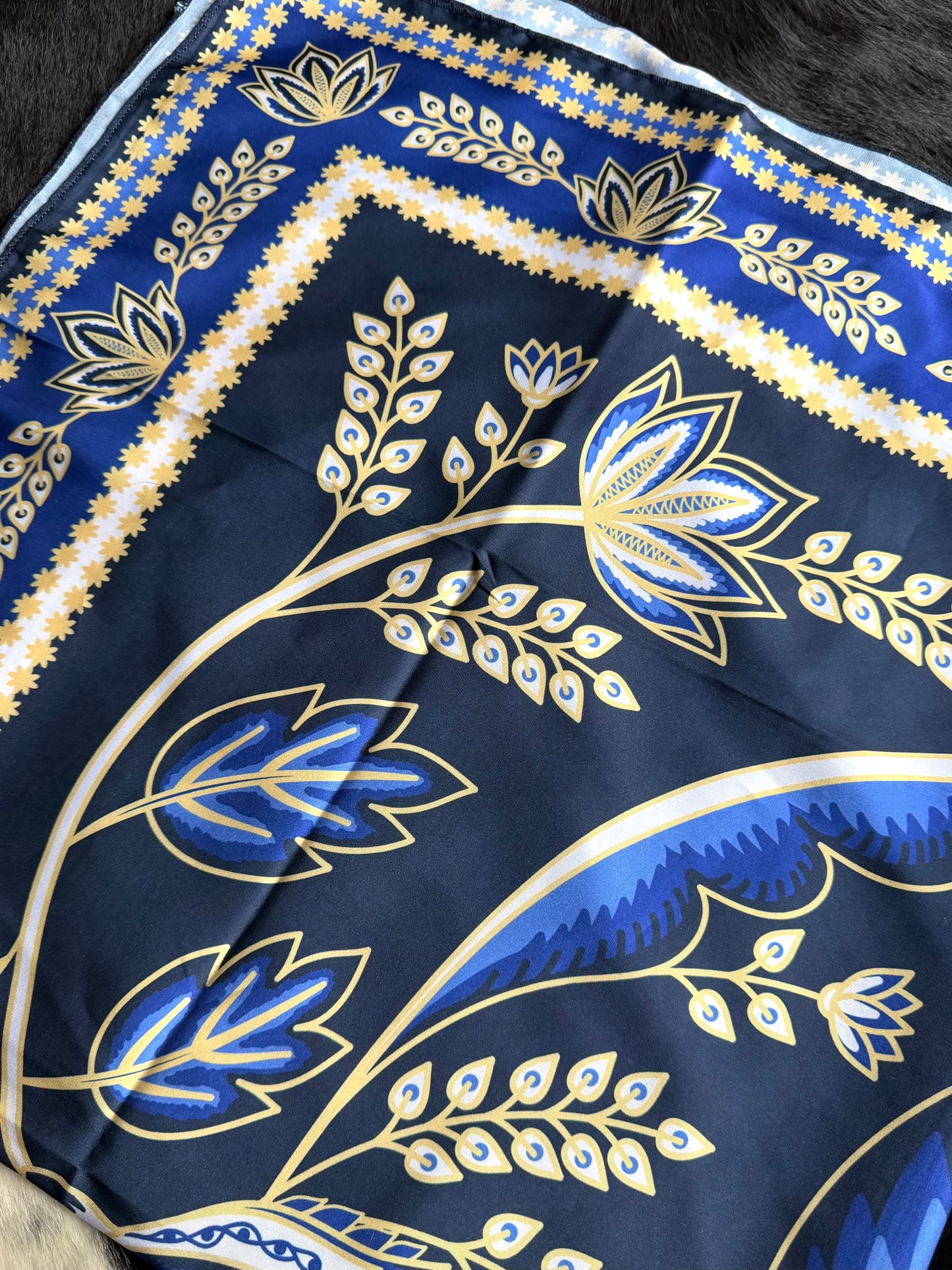 Black & Blue Wild Rag