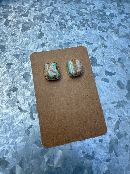 Royston Ribbon Studs